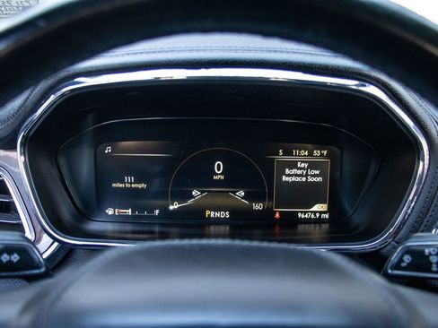 Used 2017 Lincoln Continental Reserve w/ Luxury Package image 14