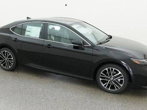 New 2026 Toyota Camry XLE FWD image 12