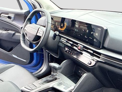 New 2026 Kia Sportage EX image 5