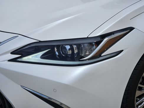 Used 2020 Lexus ES 350 w/ Premium Package FWD image 28