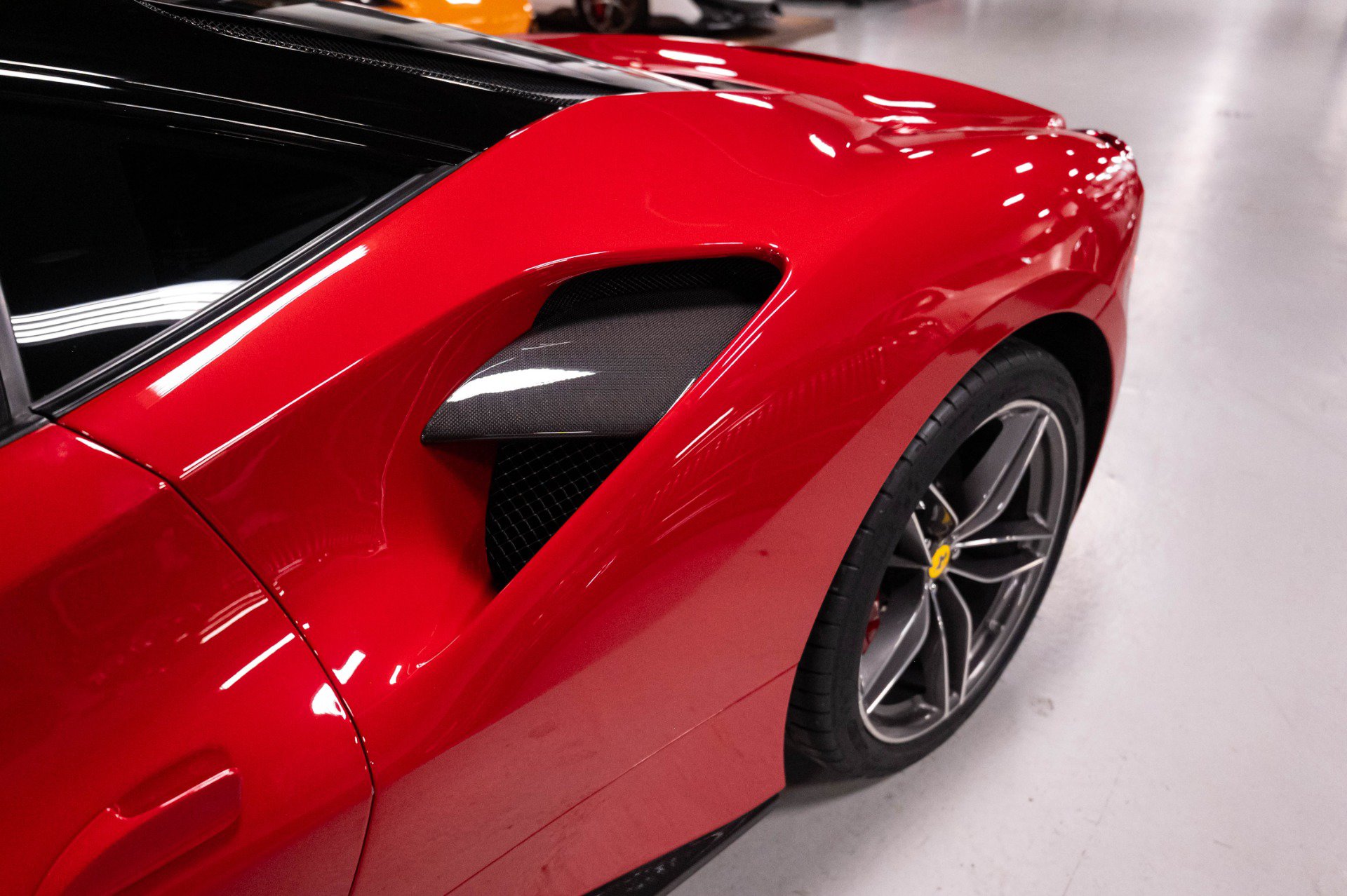 Used 2016 Ferrari 488 GTB RWD image 77