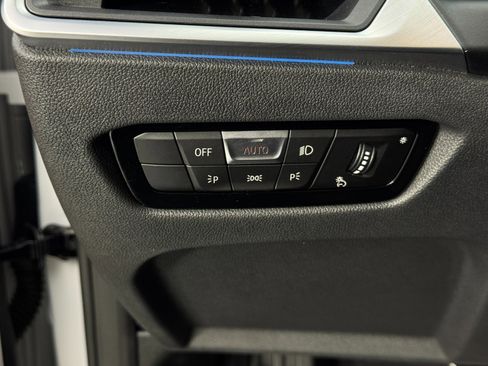 Used 2023 BMW i4 eDrive40 w/ Premium Package image 18