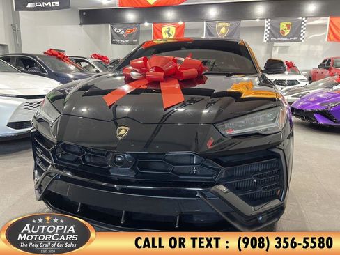 Used 2020 Lamborghini Urus image 1