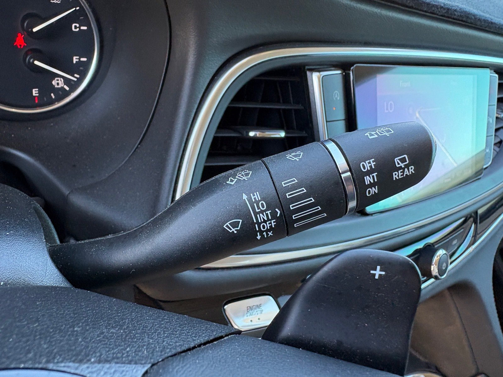Used 2023 Buick Enclave Premium FWD image 20