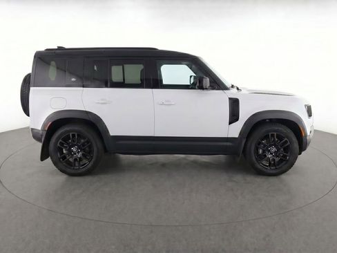Used 2024 Land Rover Defender 110 S AWD/4WD image 9