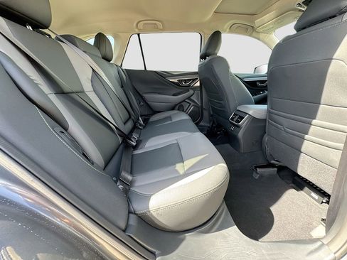 Certified 2025 Subaru Outback Onyx Edition image 39