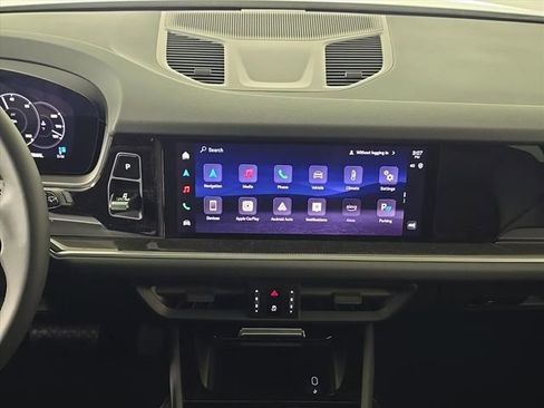 New 2026 Porsche Cayenne image 19