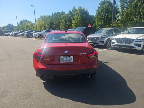 Used 2023 BMW 230i xDrive Coupe w/ Premium Package AWD/4WD image 8