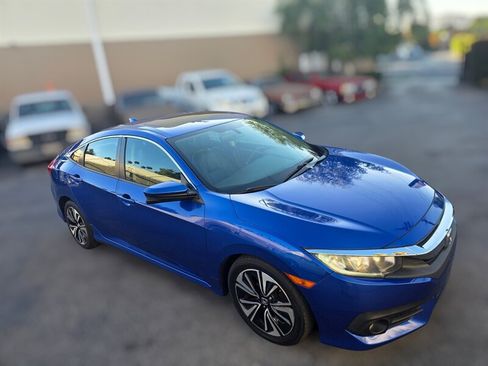 Used 2017 Honda Civic EX-L image 4