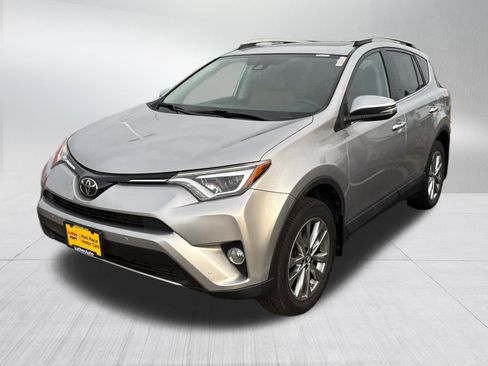Used 2017 Toyota RAV4 Limited image 3