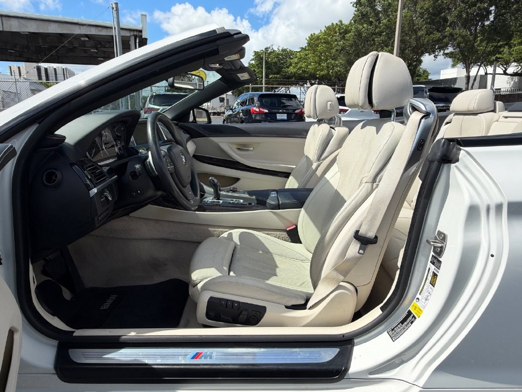 Used 2013 BMW 650i Convertible RWD image 9