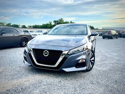 Used 2022 Nissan Altima 2.5 SV