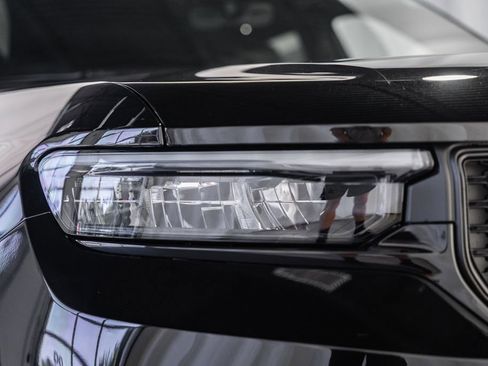 New 2025 Jeep Grand Cherokee image 12