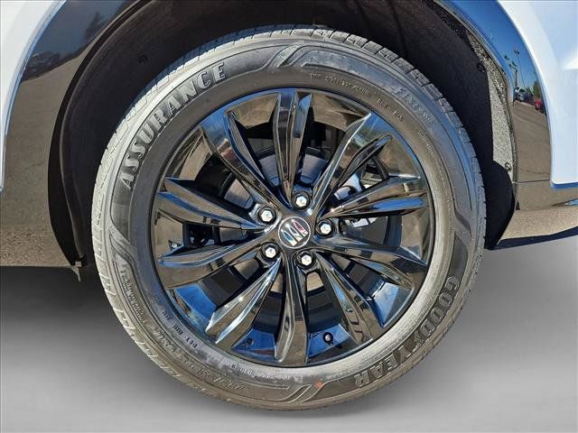 New 2026 Buick Envista Sport Touring w/ Convenience I Package FWD image 10