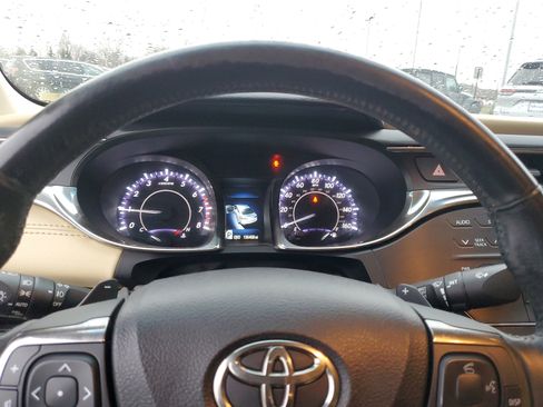 Used 2014 Toyota Avalon XLE Touring image 24