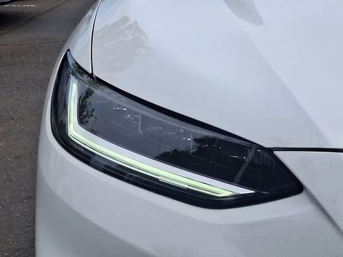 Certified 2023 Honda HR-V LX image 27