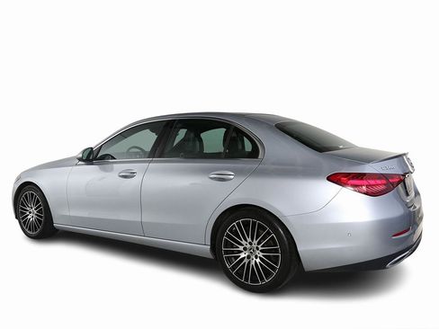 Used 2022 Mercedes-Benz C 300 4MATIC Sedan image 5