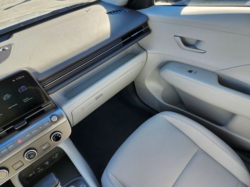 New 2026 Hyundai Kona SE image 15