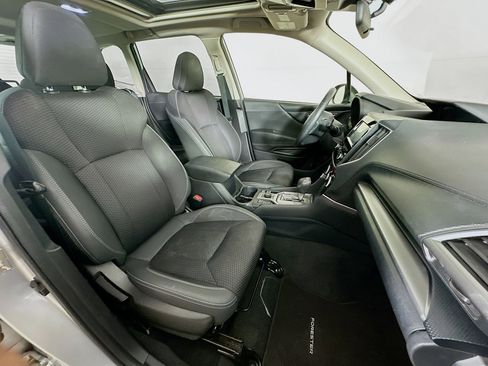 Used 2023 Subaru Forester Premium AWD/4WD image 31