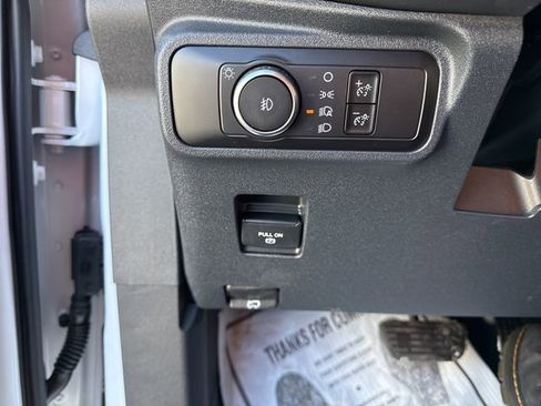 Used 2025 Ford Bronco Outer Banks image 15