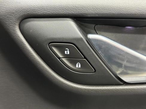 Used 2021 GMC Yukon Denali image 23