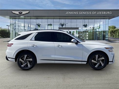 New 2026 Genesis GV70 3.5T Sport Advanced image 2