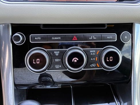 Used 2014 Land Rover Range Rover Sport Supercharged AWD/4WD image 36