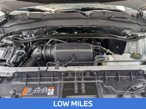 Used 2024 Ford Explorer Limited w/ Limited Technology Package RWD image 13
