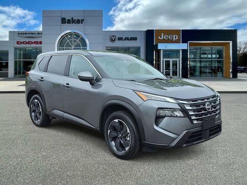 Used 2024 Nissan Rogue SV AWD/4WD image 1