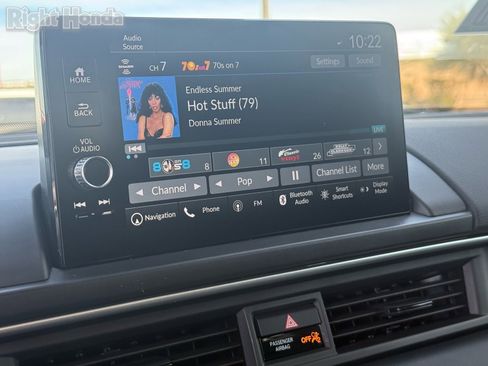 Used 2025 Honda Pilot Touring image 20