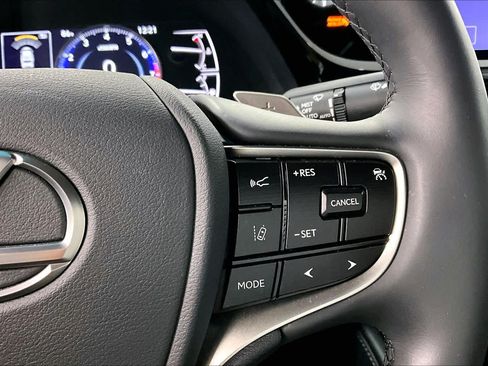 Used 2025 Lexus ES 350 w/ Premium Package FWD image 23