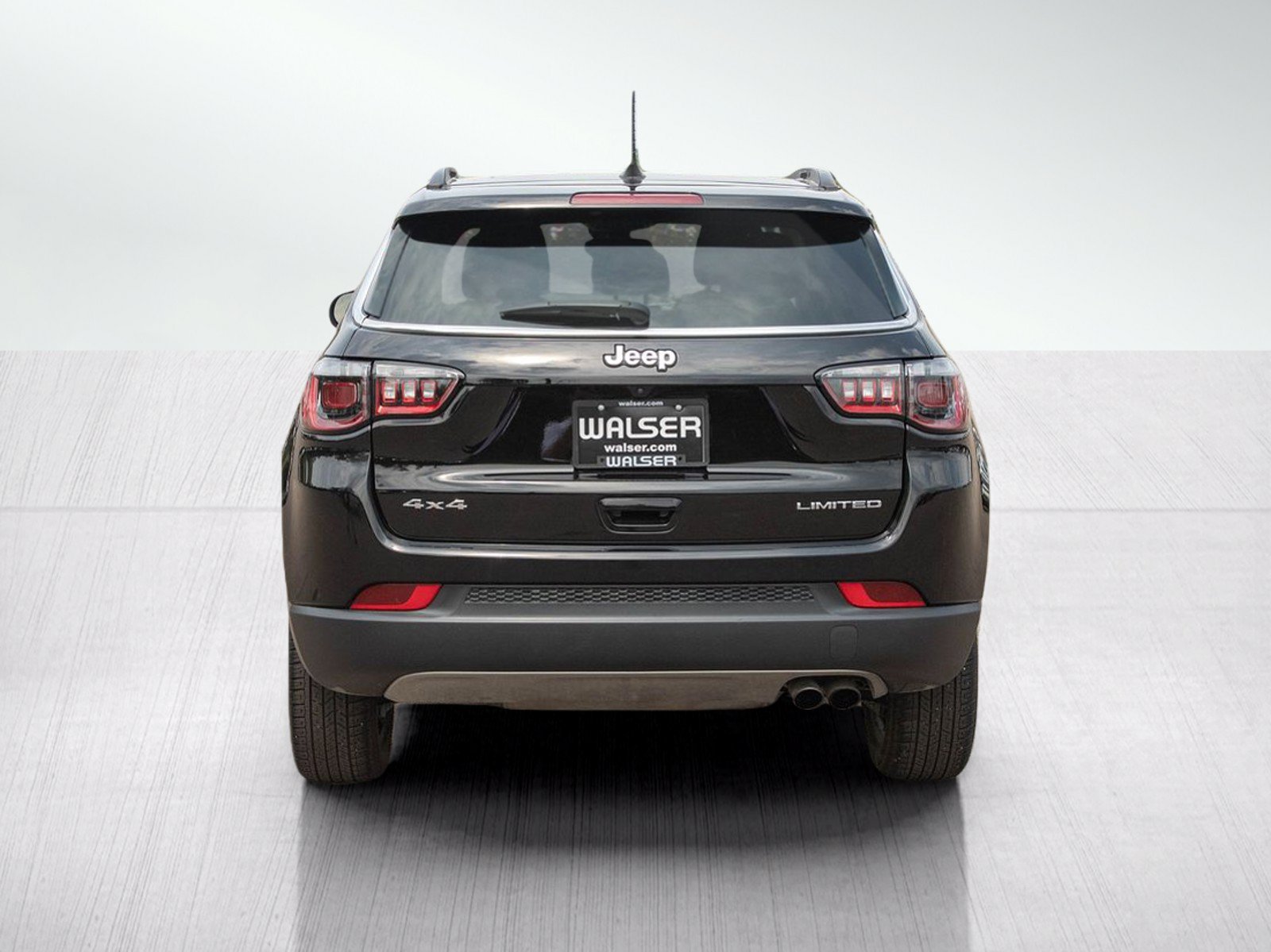 Used 2022 Jeep Compass Limited AWD/4WD image 4