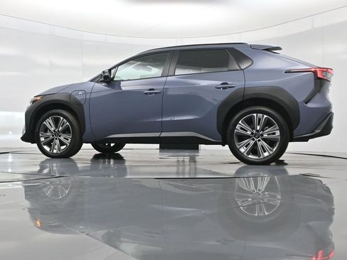 Used 2024 Subaru Solterra Limited image 52