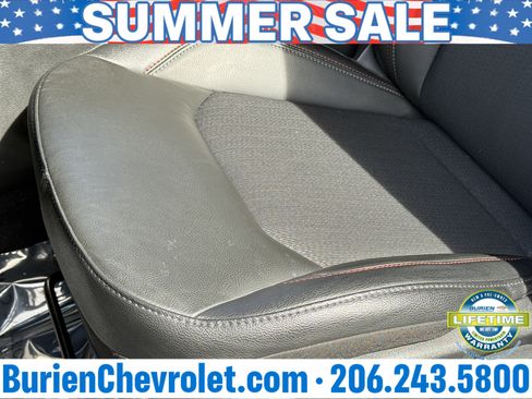 Used 2025 Jeep Compass Trailhawk AWD/4WD image 11