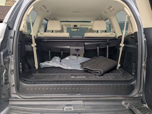 Certified 2023 Lexus GX 460 Premium AWD/4WD image 19