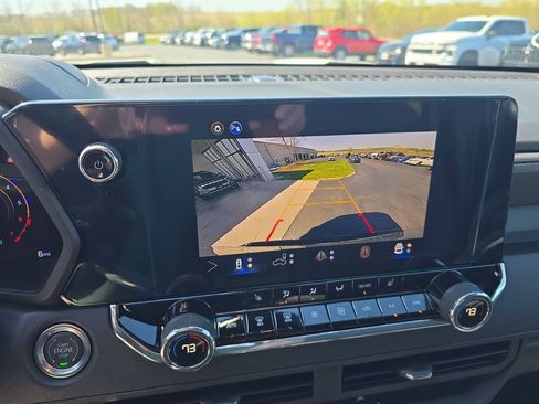 New 2026 Chevrolet Colorado Trail Boss AWD/4WD image 16