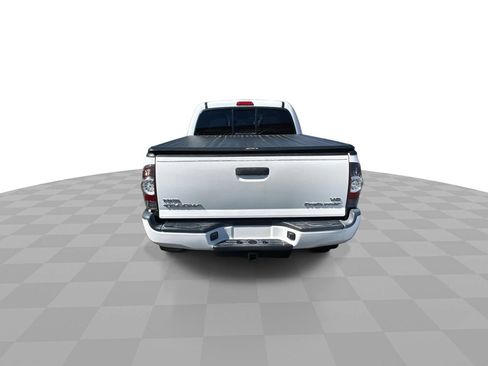 Used 2013 Toyota Tacoma PreRunner w/ TRD Sport Pkg image 6