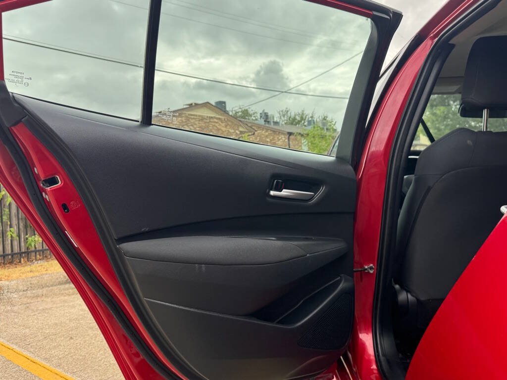 Used 2021 Toyota Corolla LE FWD image 22