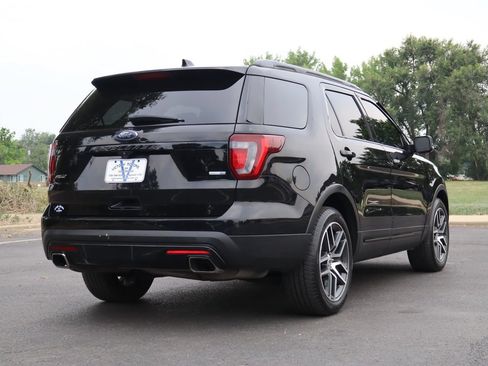 Used 2017 Ford Explorer Sport AWD/4WD image 5