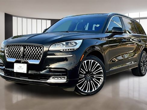 Used 2023 Lincoln Aviator Black Label w/ Dynamic Handling Package image 1