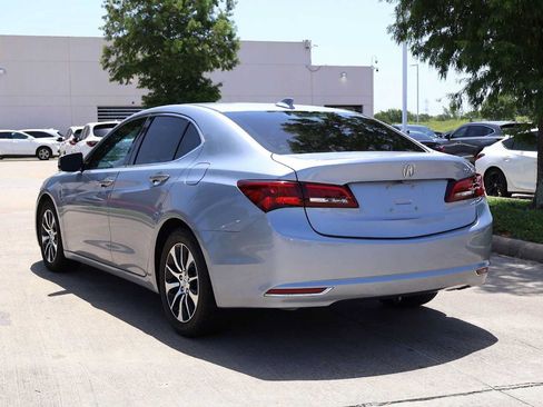 Used 2015 Acura TLX FWD image 4