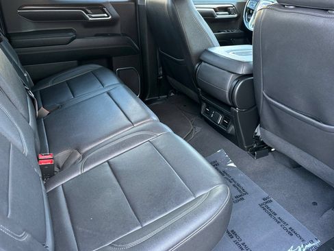 Certified 2024 GMC Sierra 1500 SLT RWD image 18