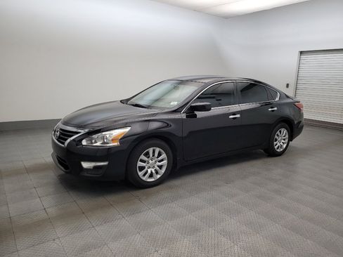 Used 2014 Nissan Altima 2.5 S FWD image 2
