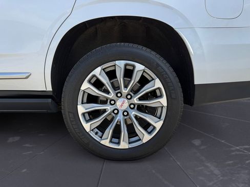 Used 2021 GMC Yukon Denali w/ Denali Premium Package AWD/4WD image 26