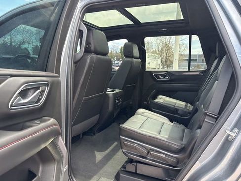 Used 2022 Chevrolet Tahoe RST w/ Luxury Package AWD/4WD image 16