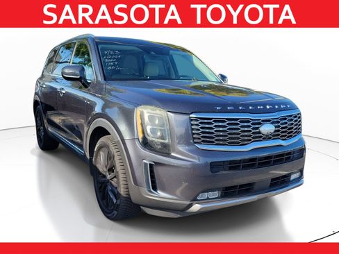 Used 2020 Kia Telluride SX w/ Towing Package FWD image 1