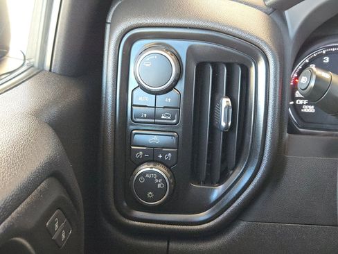 Used 2025 Chevrolet Silverado 1500 Custom w/ Turbomax Blackout Package image 21