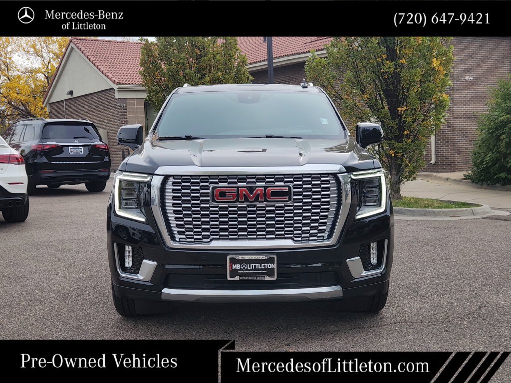 Used 2024 GMC Yukon Denali w/ Advanced Technology Package AWD/4WD image 2