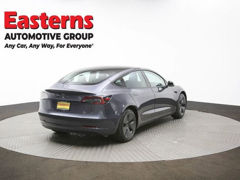 Used 2023 Tesla Model 3 Standard Range image 37