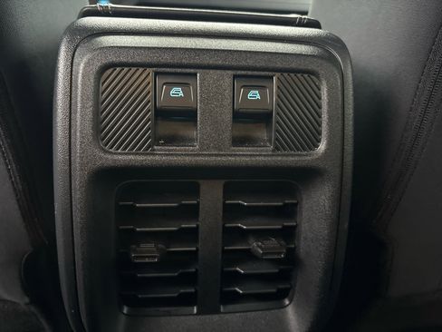 Used 2025 Ford Bronco Big Bend image 27